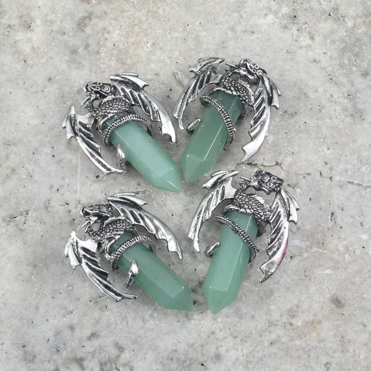 Green Aventurine Flying Dragon Point Pendant, 34 x 50 mm